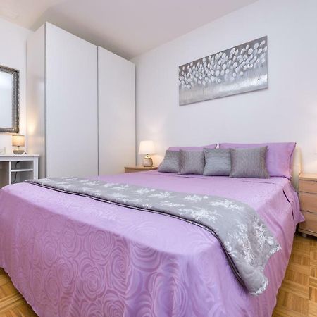 Apartment Kristina, Comfortable And Close To The Center Split Extérieur photo