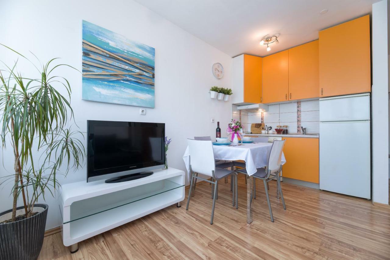 Apartment Kristina, Comfortable And Close To The Center Split Extérieur photo